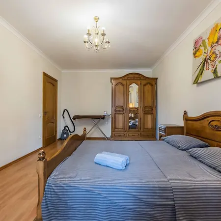 Apartment 2-кімнатні в центрі, м. палац спорту *